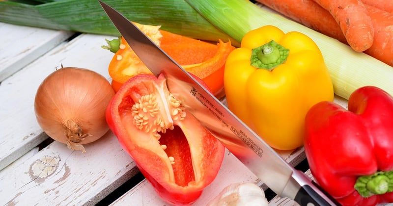 Les erreurs à éviter quand on lave un couteau de cuisine : nos conseils