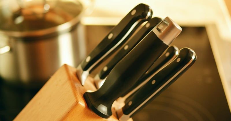 Le cadeau parfait pour un cuisinier débutant : quels couteaux choisir ?